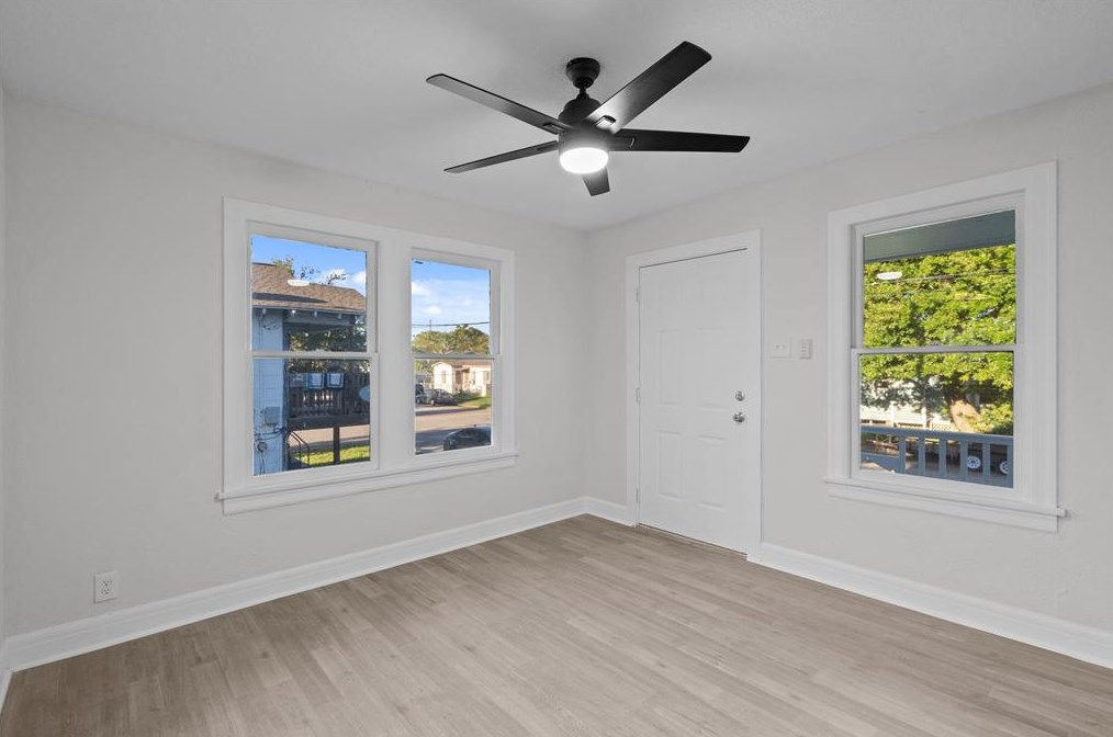 1805 54 St, Galveston TX 77551-5122 exterior