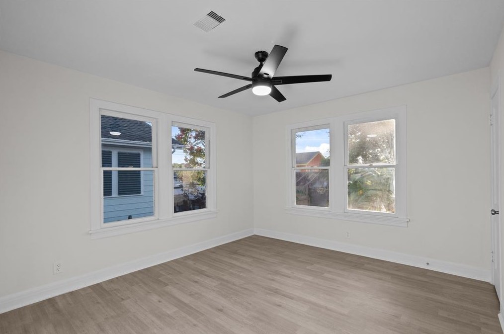 1805 54 St, Galveston TX 77551-5122 exterior