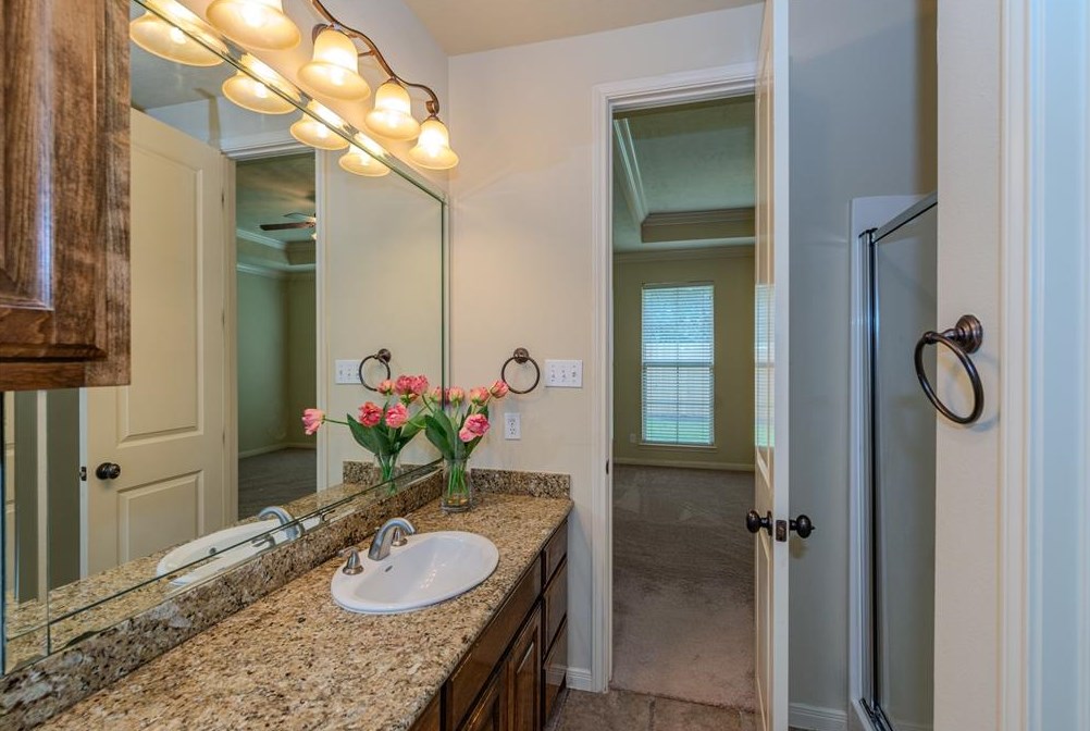 543 Harbor Oaks Dr, Beaumont TX  77706-5353 exterior