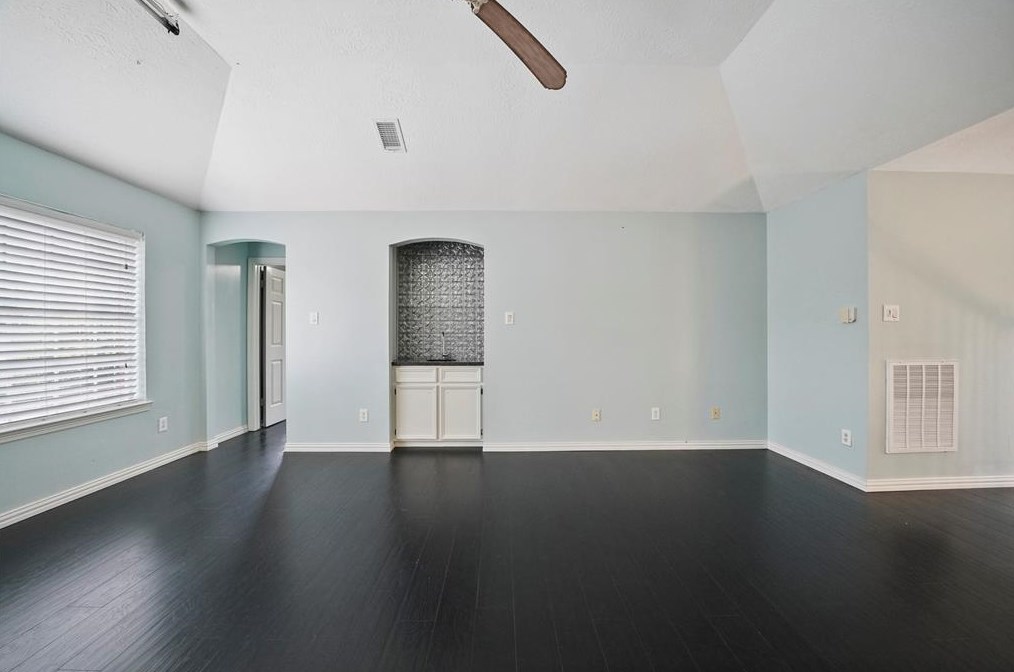 14710 San Luis Rey Dr, Houston TX  77083-4515 exterior