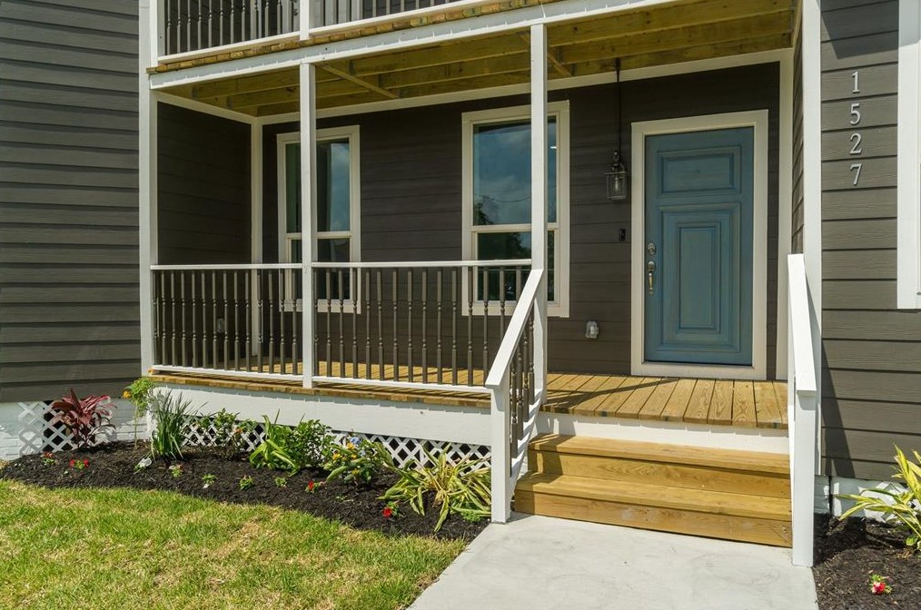 1527 40th St, Galveston, TX 77550