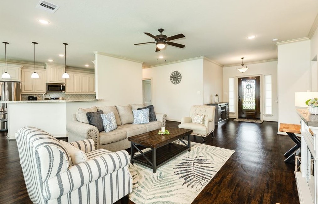 101 Poppy St, Richwood TX  77566 exterior