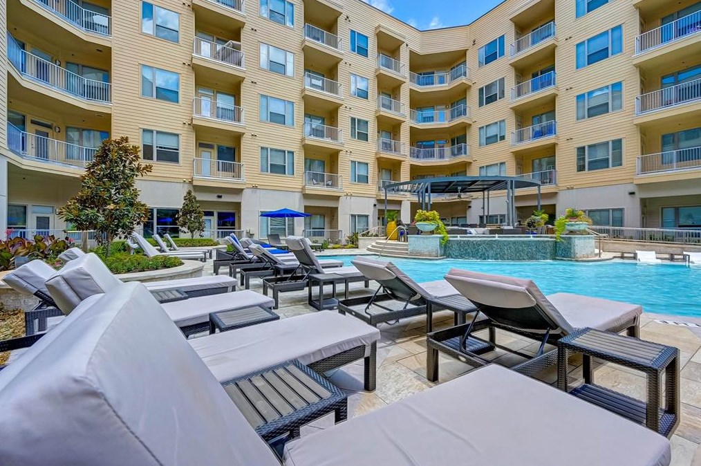 920 Westcott St #262, Houston, TX 77007