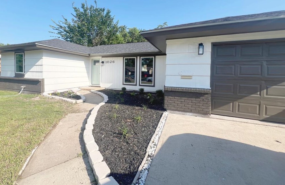 1026 Marleen St, Houston TX  77034-1116 exterior