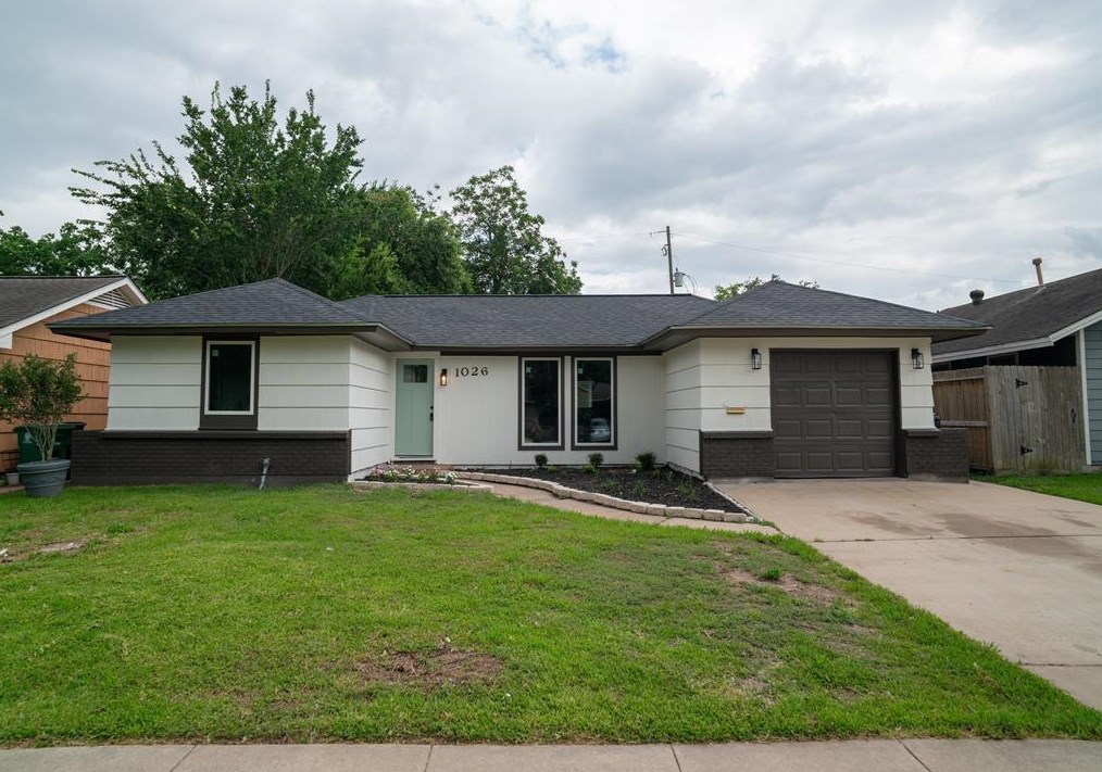 1026 Marleen St, Houston TX  77034-1116 exterior