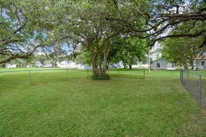 1551 Bayview Drive, Palacios, TX 77465 - Photo 44