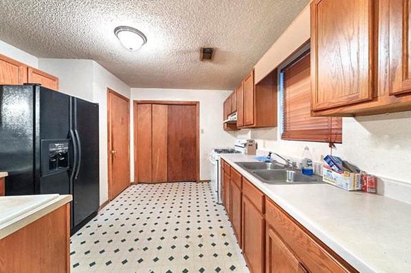 6327 Goforth St, Houston, TX 77021