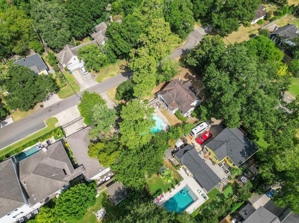 335 34 St, Houston TX  77018-7528 exterior