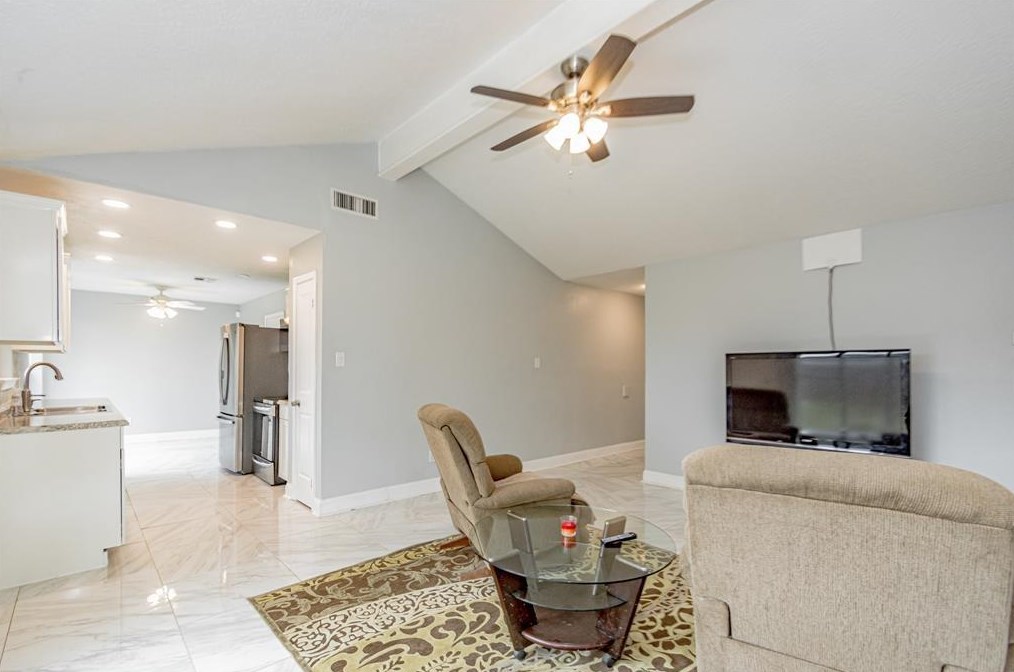 12103 Wessex Dr, Houston TX  77089-6622 exterior