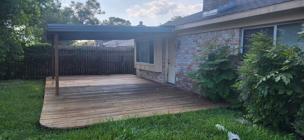 9211 Twin Hills Dr, Houston TX  77031-1119 exterior