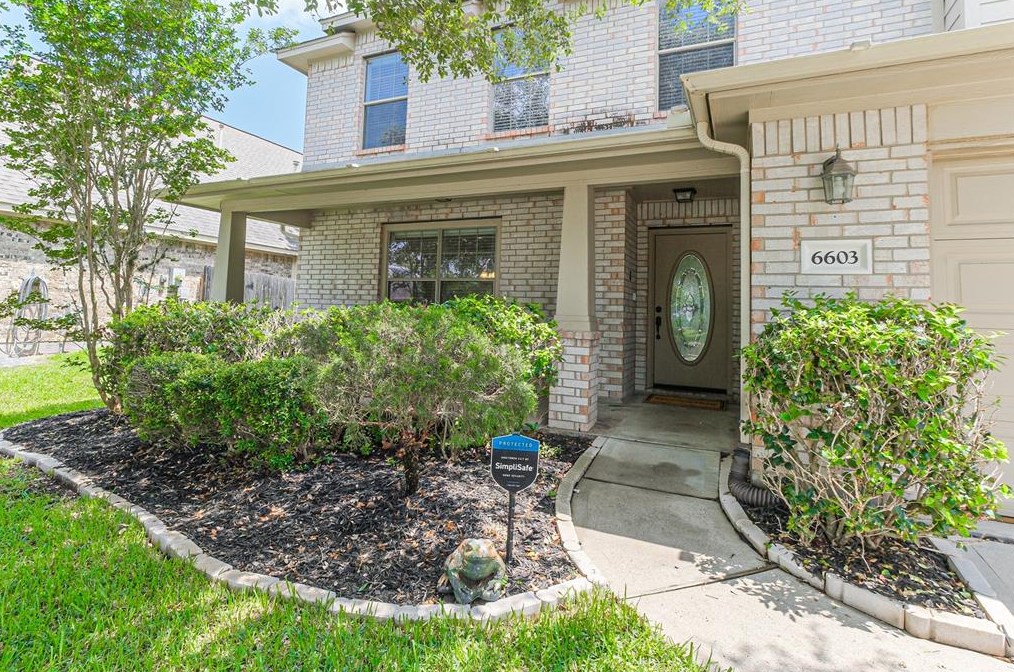 6603 Point Hollow Ln, Richmond, TX 77469-5758