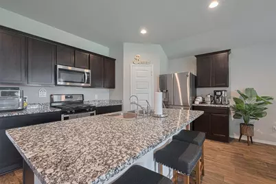 3923 Hawaiian Court, Baytown, TX 77521 - Photo 10