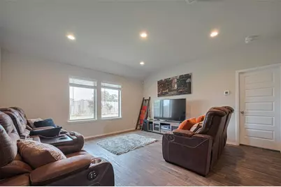 3923 Hawaiian Court, Baytown, TX 77521 - Photo 6