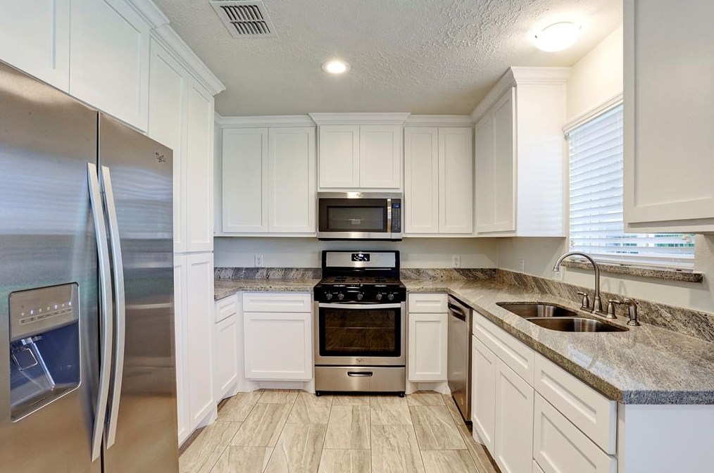 17559 Methil Dr, Spring TX  77379-3833 exterior
