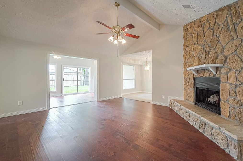 12954 Bamboo Frst Trl, Houston TX  77044-1806 exterior