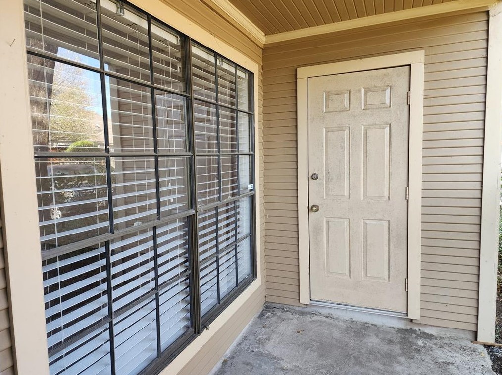 1311 Antoine Dr Apt 101, Houston, TX 77055