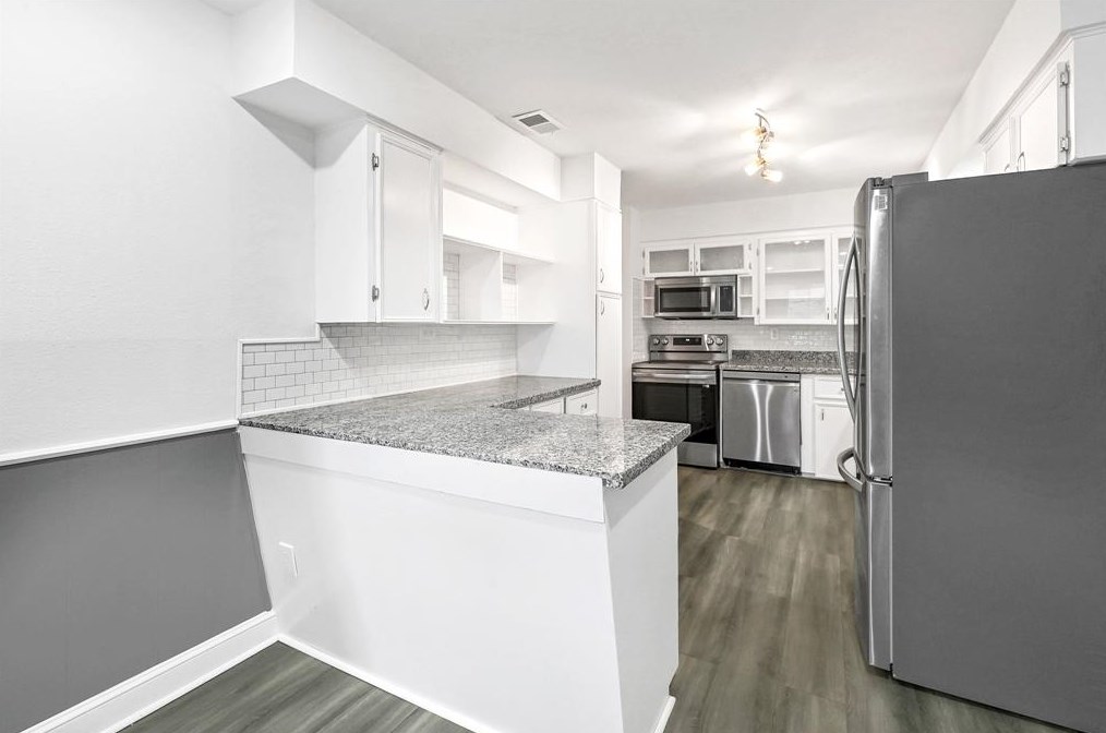 5201 Verdome Ln, Houston TX  77092-4225 exterior