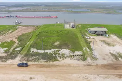 897 Private Road 683, Sargent, TX 77414 - Photo 22