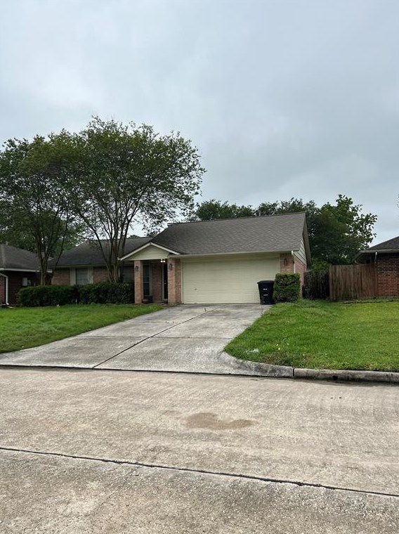 2306 Old Oak Ln, Humble, TX 77339