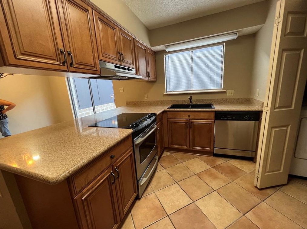 508 Hickory St #d, Huntsville, TX