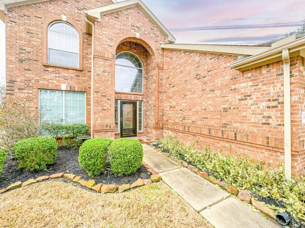 4806 Lakefront Terrace Ct, Pearland, TX 77584