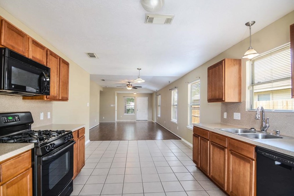20130 Deerbrook Park Blvd, Humble, TX 77338