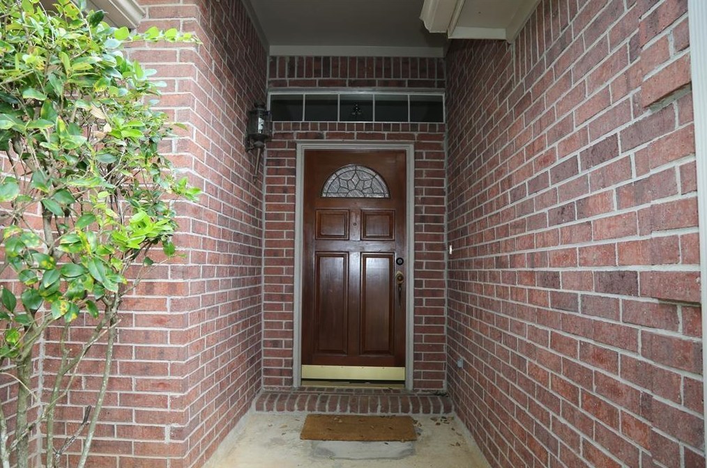 907 Presley Way, Sugar Land TX  77479-5272 exterior