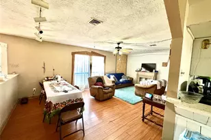 17291 Bent Pine Dr, Conroe, TX 77302 - Photo 6