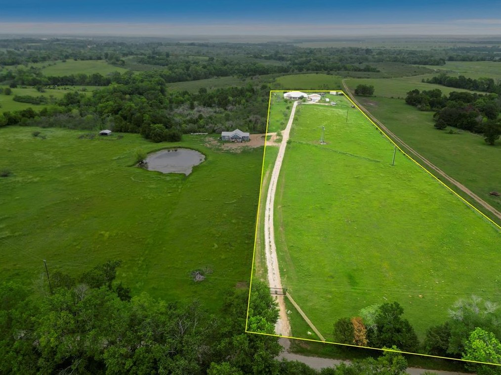 12175 Meleski School Ln, Chappell Hill, TX 77426