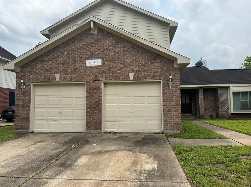 2123 Maplegate Dr, Missouri City, TX 77489-5016