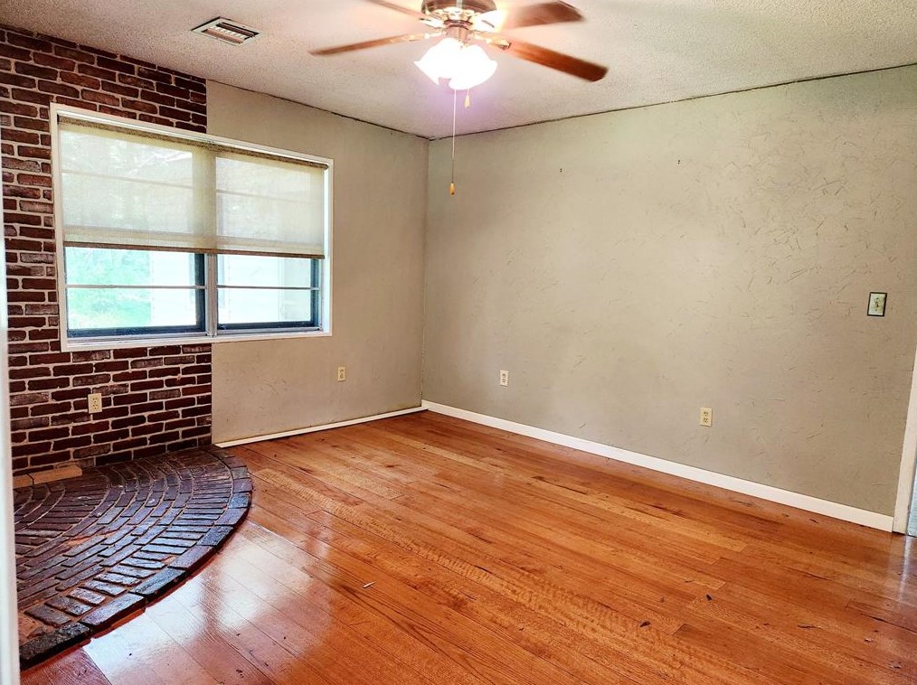 4074 N State Hwy 94, Nogalus, TX 75845