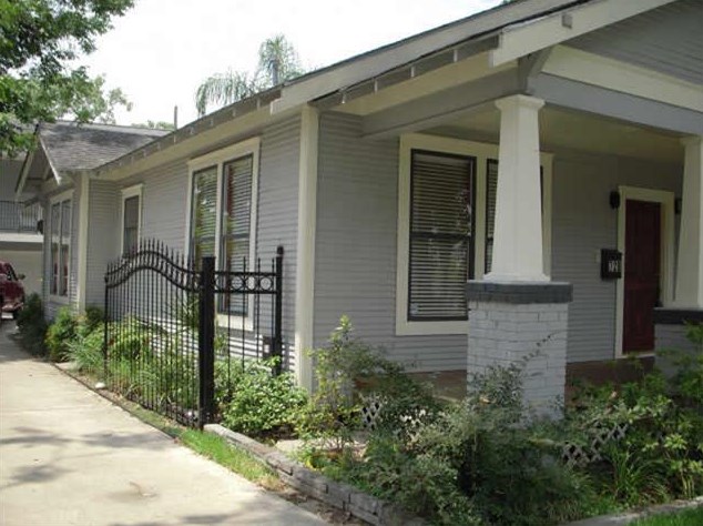 728 6th 1/2 St, Houston, TX 77007-1704