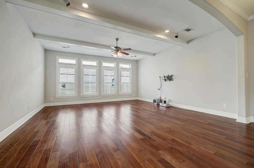 1237 24th St, Houston, TX 77009-1714