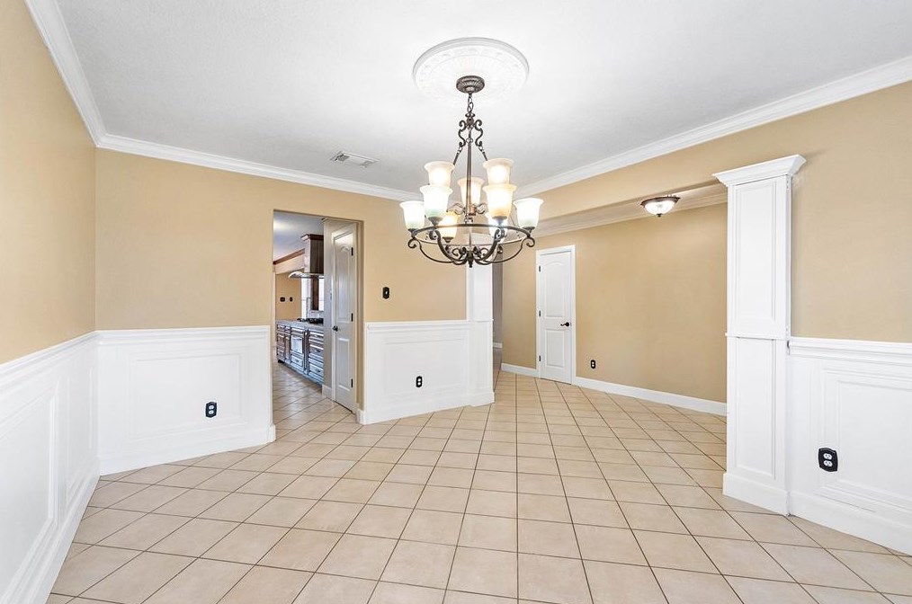 7811 Fall Glen Dr, Houston TX  77040-6041 exterior