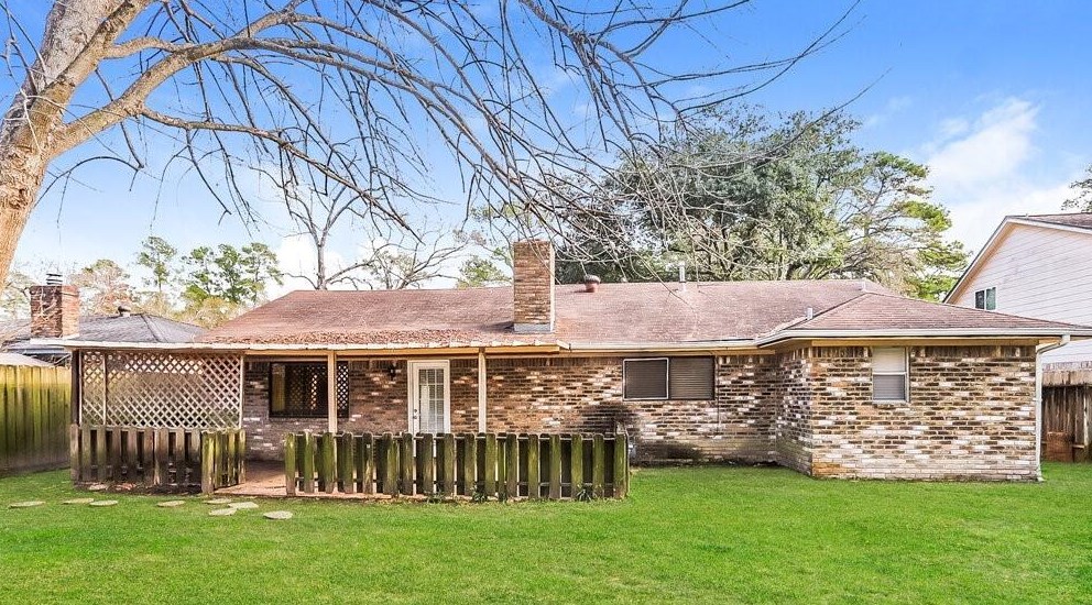 23331 Bayleaf Dr, Spring TX  77373-6200 exterior