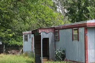 15 Mustang Dr, Morgans Point, TX 76513 - Photo 1