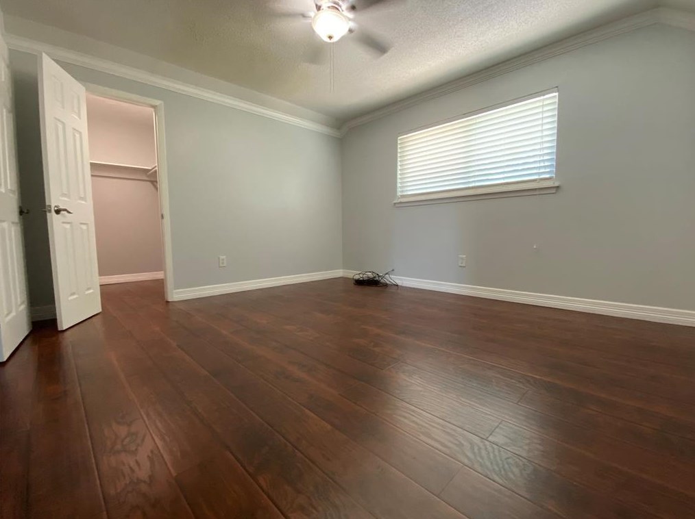 1406 Festival Dr, Houston TX  77062-4524 exterior