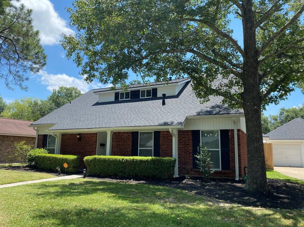 1406 Festival Dr, Houston TX  77062-4524 exterior