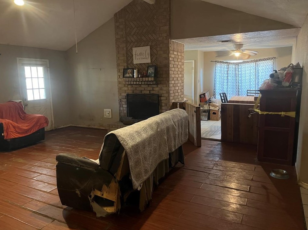 2711 Goldspring Ln, Spring, TX 77373-8932