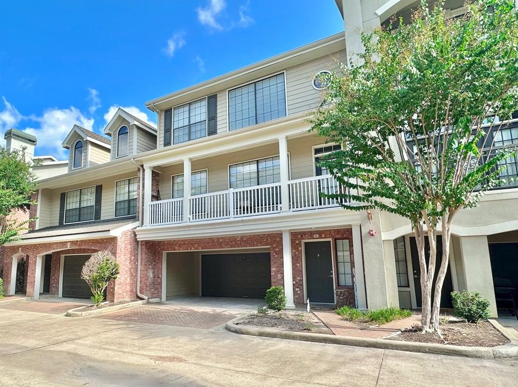15200 Memorial Dr #3302b, Houston, TX 77079