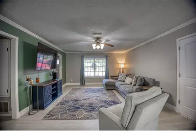 1406 E Brazos St, Palestine, TX 75801 - Photo 4