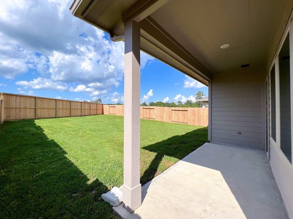14927 Cypress Holw Dr, Roman Forest, TX 77357