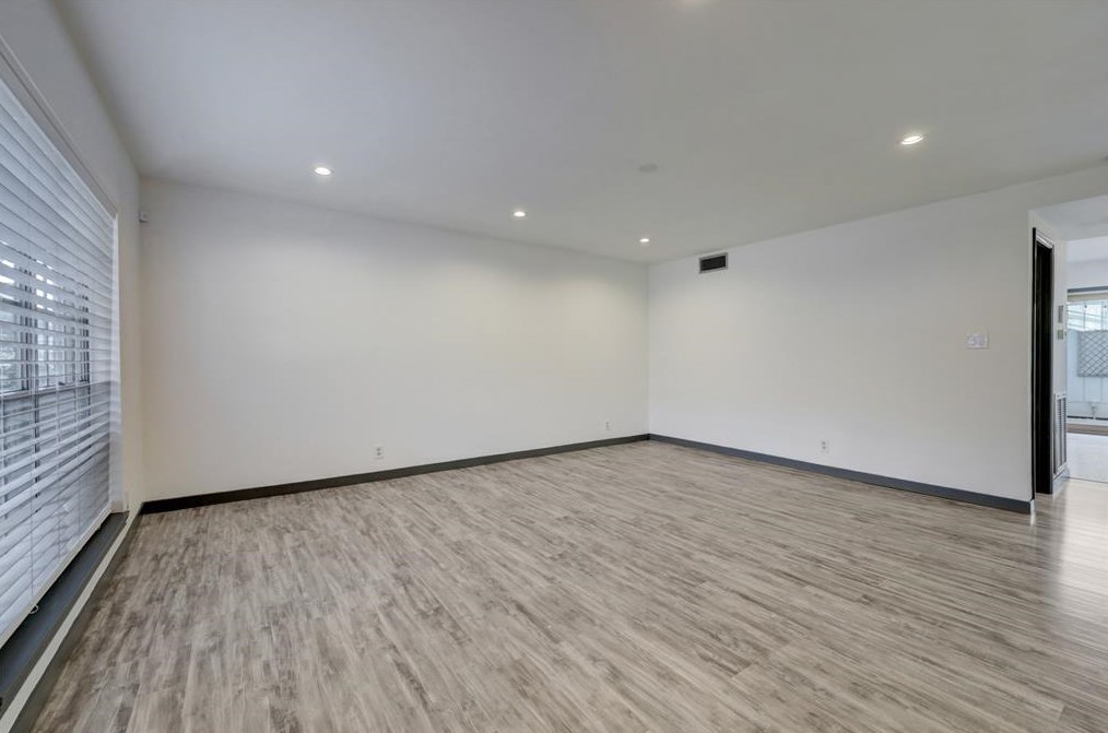 6326 Chevy Chase Dr #13, Houston, TX