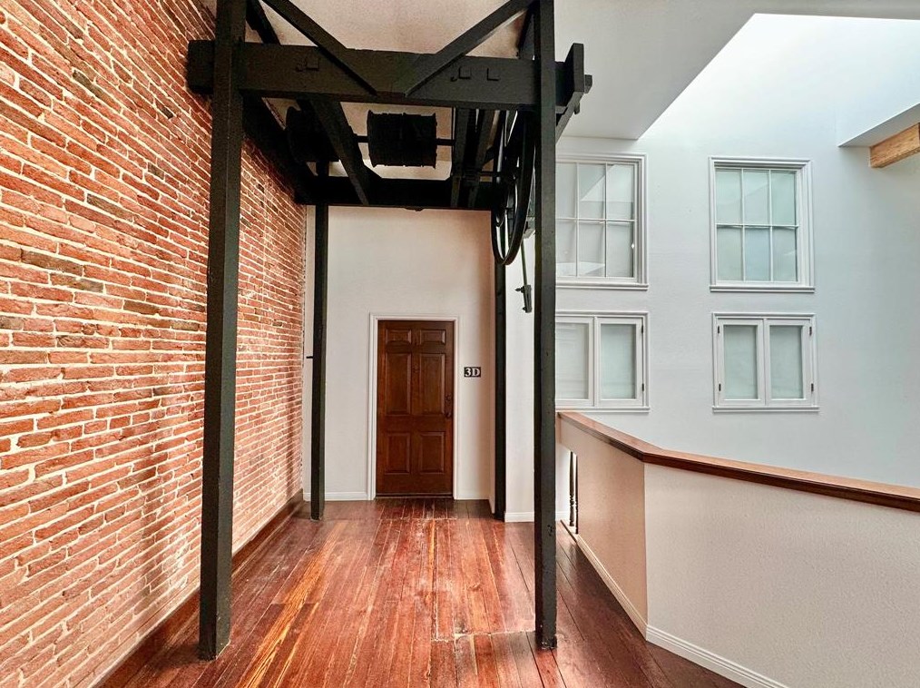 2309 Strand St #3d, Galveston, TX 77550