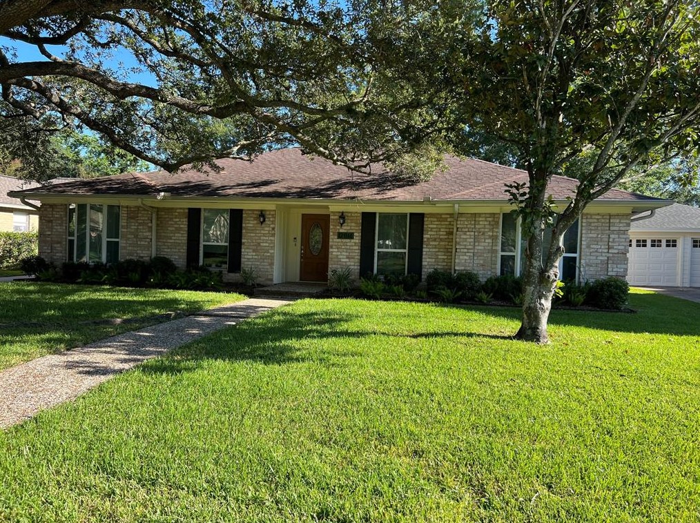 12014 Westmere Dr, Houston, TX 77077