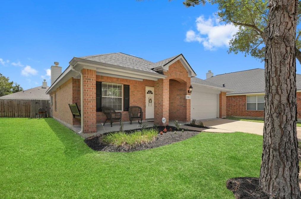 1910 Hampton Lakes Ct, Katy, TX 77493-3571