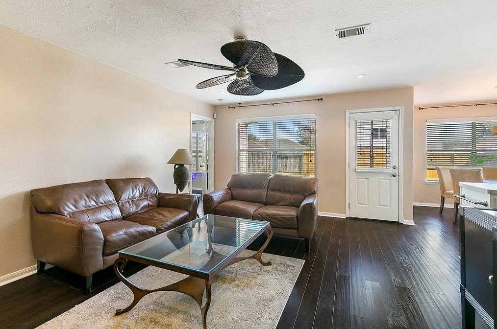 7123 Sunrise Hill Ln, Richmond, TX 77469