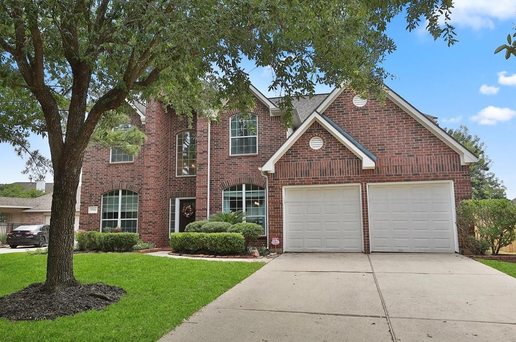 17323 Holsberry Ct, Tomball, TX 77377-8081