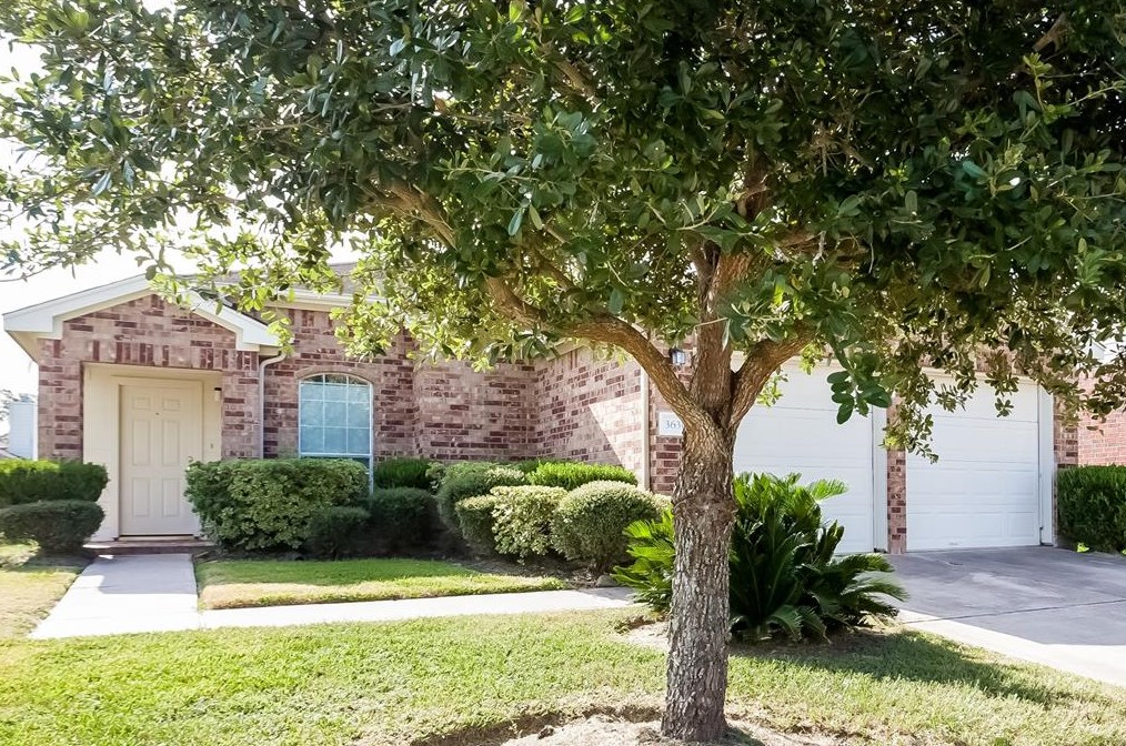 3631 Liberty Square Trl, Fresno, TX 77545