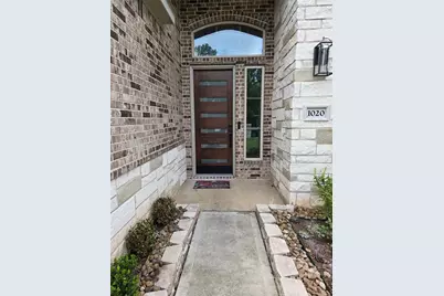 1020 Oak Street, West Columbia, TX 77486 - Photo 2